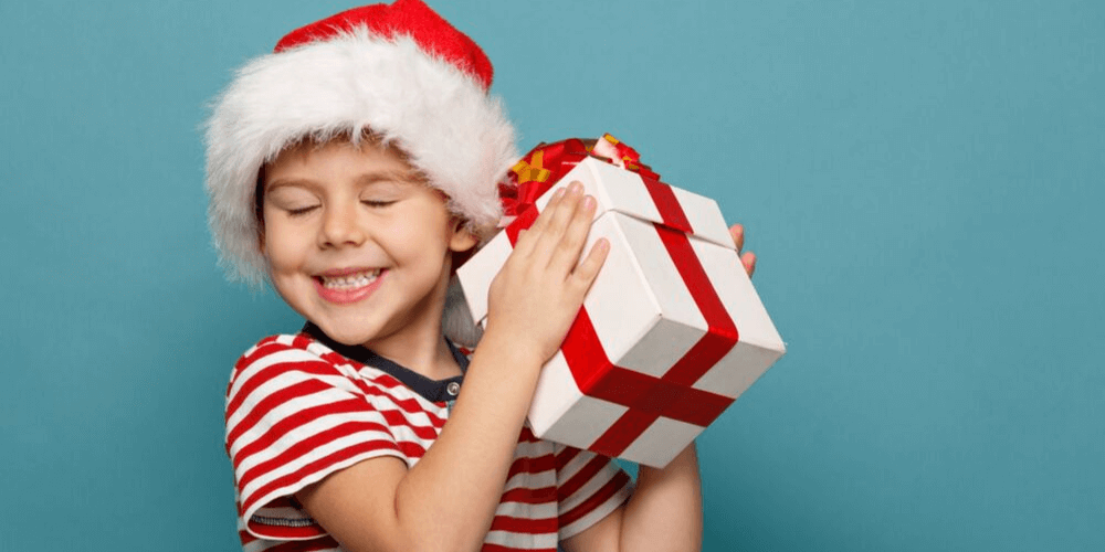 8 tips on creative social media campaign and ideas for the Christmas season